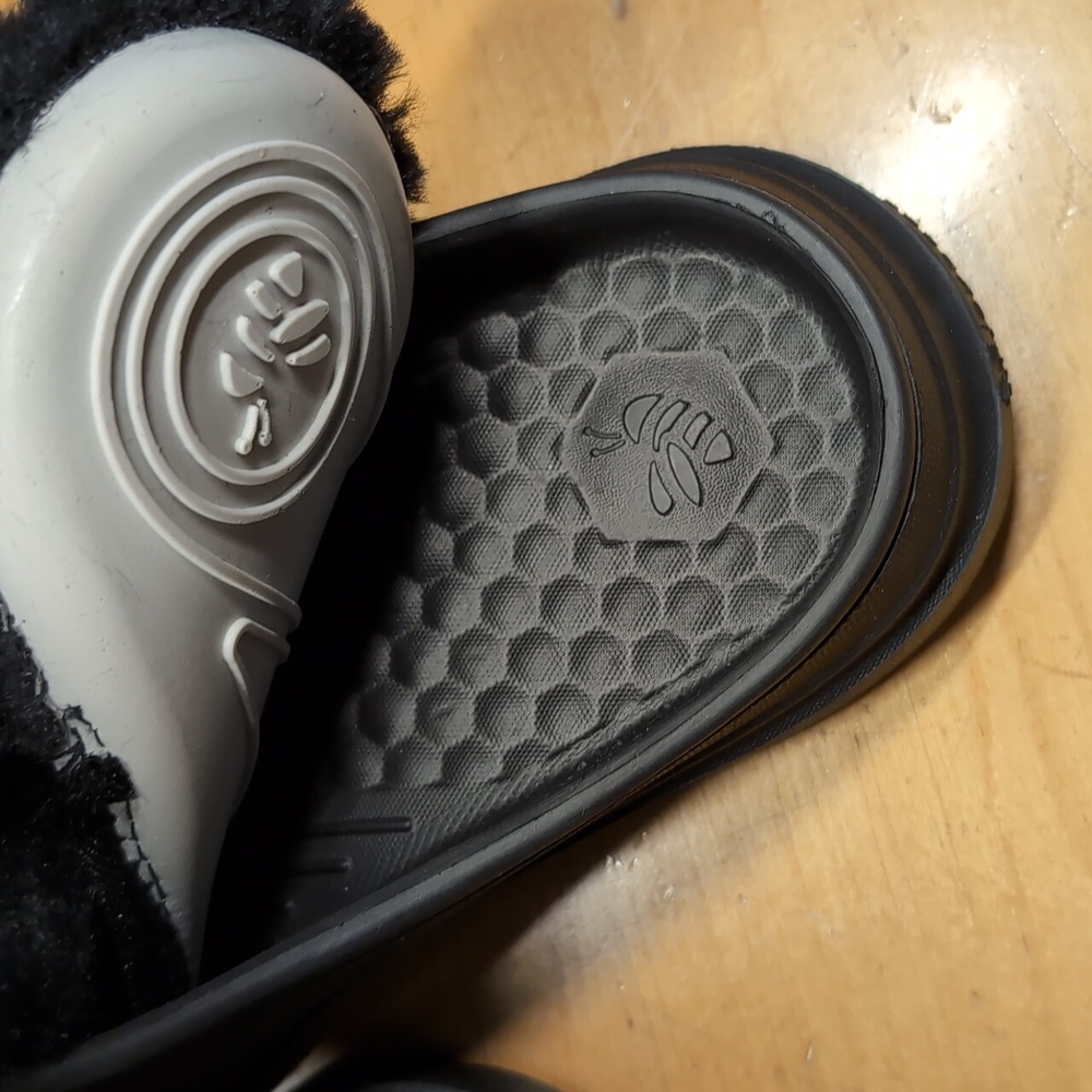 Joybees NWOT Unisex Sz9W Sz7M Black Cozy Clogs Faux Fur Lined - Picture 4 of 10